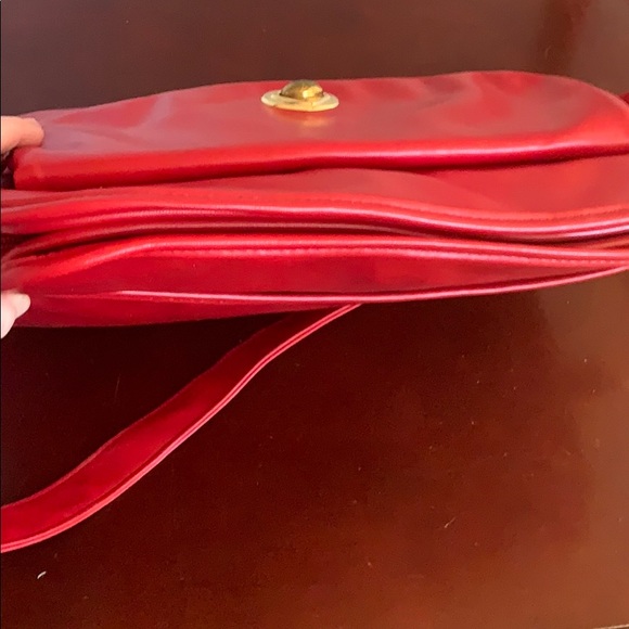Red Vintage Purse - Picture 3 of 13